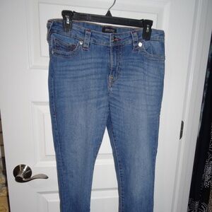 True Religion Jeans Size 30 Jennie Curvy Mid Rise Super Skinny with raw hem